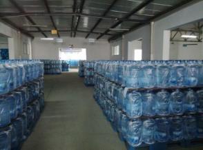 送水桶裝水、送水上門(mén)桶裝水丨全市配送桶裝水銷(xiāo)售丨專(zhuān)業(yè)服務(wù)丨響應(yīng)及時(shí)丨態(tài)度好歡迎致電